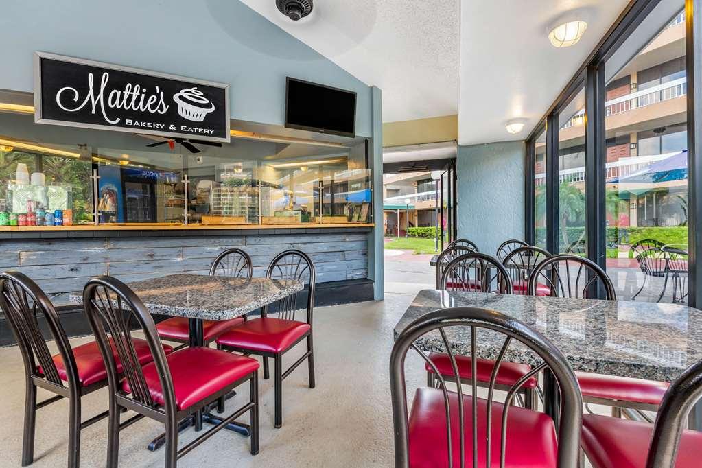 Clarion Inn Orlando International Drive - Icon Park Williamsburg Restoran gambar
